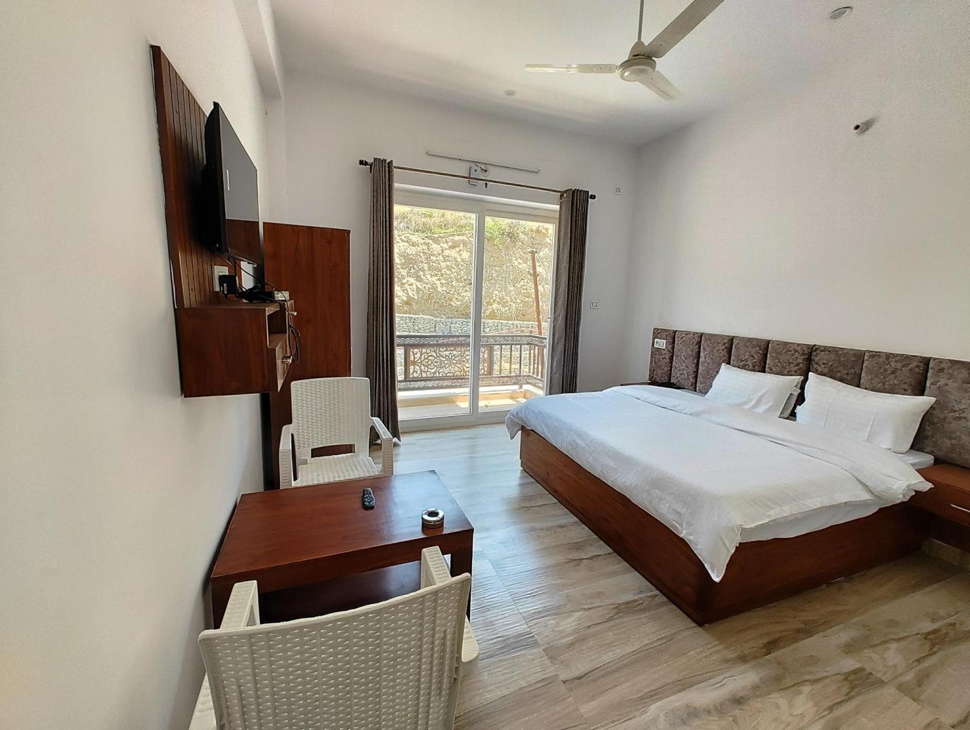 Hotel Anantam Residency Uttarkashi Exterior photo